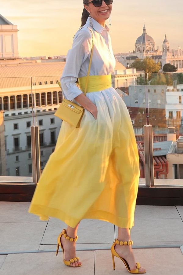 Sunset and City – Midikleid aus Leinenmischung mit Farbverlaufsdruck, breitem Gürtel und Taschen
