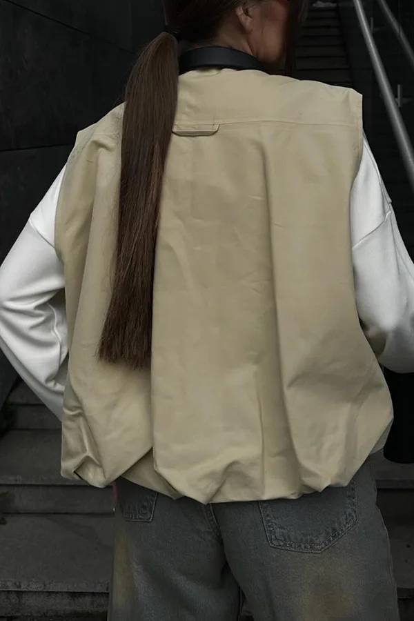 Modische, lockere, ärmellose Weste mit Taschen