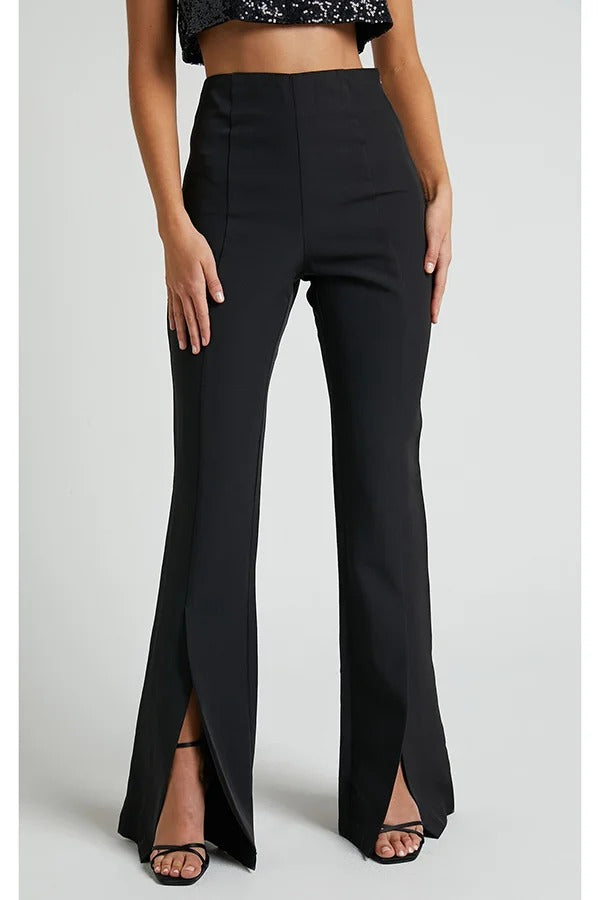 Suri Stretchhose mit hohem Bund und Schlitz vorne am Stiefelbein