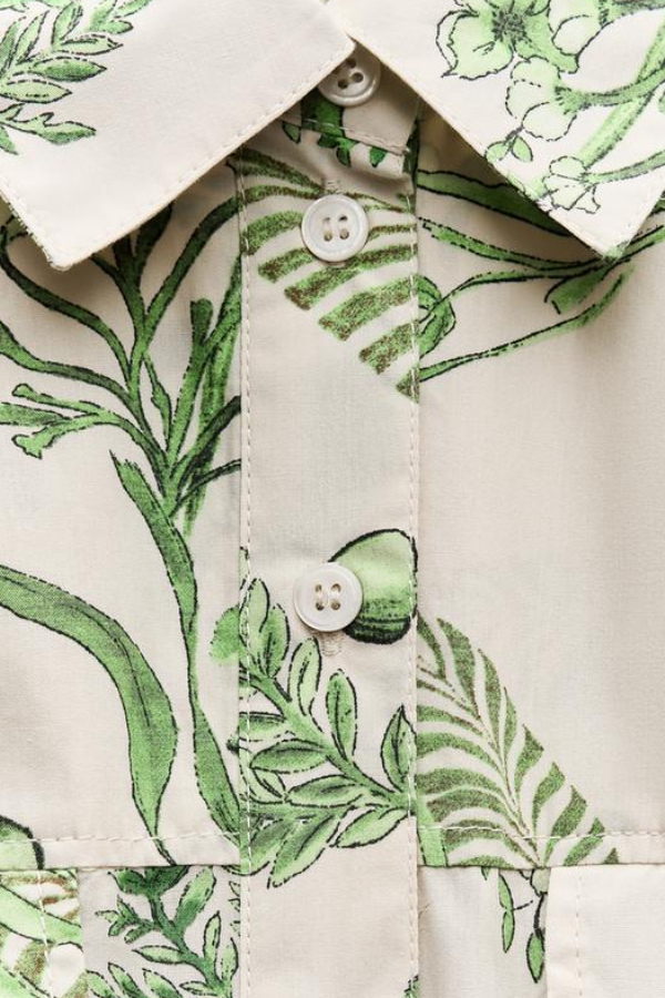 Grünes, langes Hemdkleid mit Blumenmuster