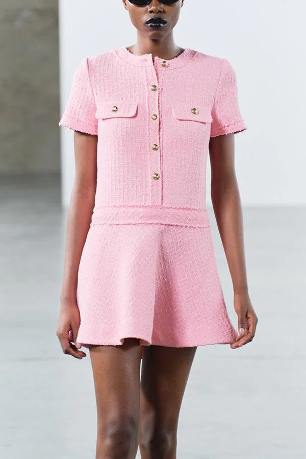1960er London Girl Tweed Strukturiertes Minikleid mit goldenen Knöpfen und kurzen Ärmeln
