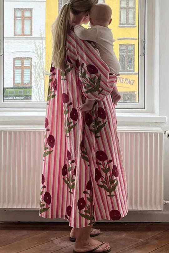 Kaftan-Midikleid aus Leinenmischung mit Blumen- und Streifenmuster, Knopfleiste, Gürtel und Taschen