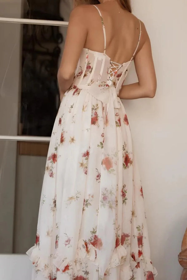 Palace Fairy Maxikleid mit Blumenkorsett und Rüschen, mehrlagig, Schlitz