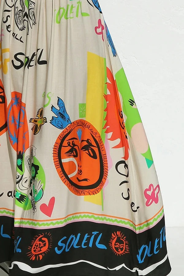 Rosalinda – Leichtes Maxikleid mit einzigartigem Print und Bindeband auf der Rückseite