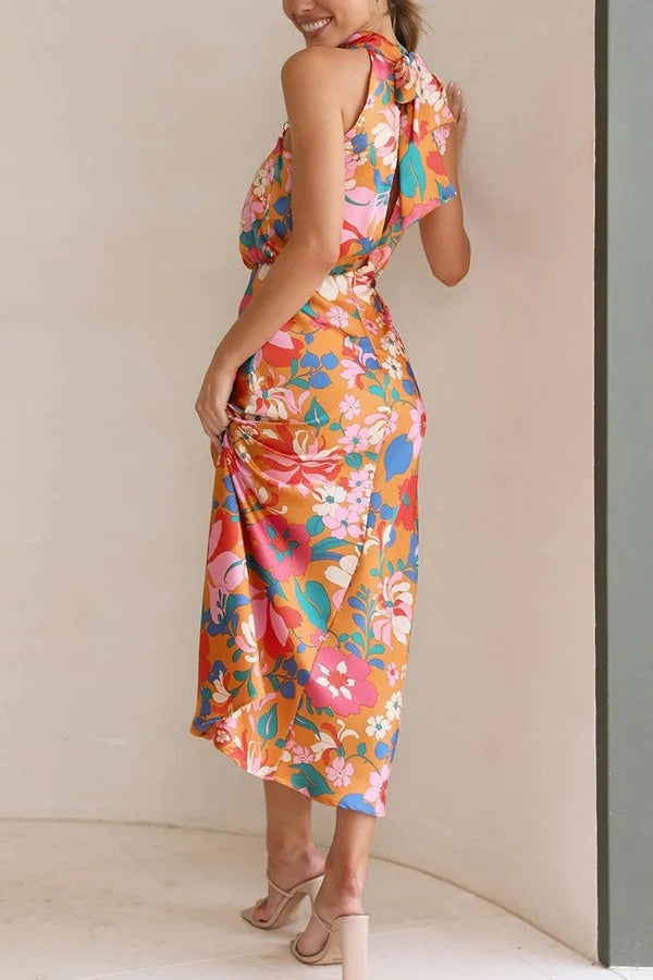 Robe longue fleurie à col licou et taille élastique Fascinating Day