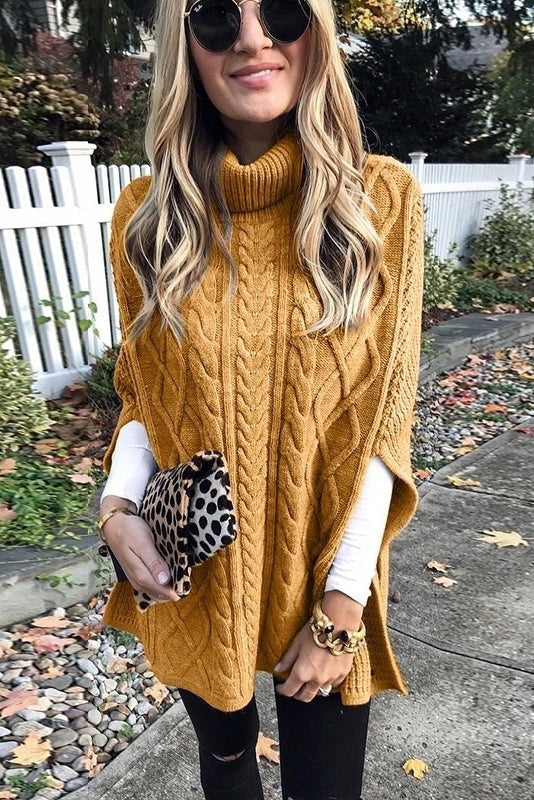 Till It's Over – Hochgeschlossener Cape-Pullover