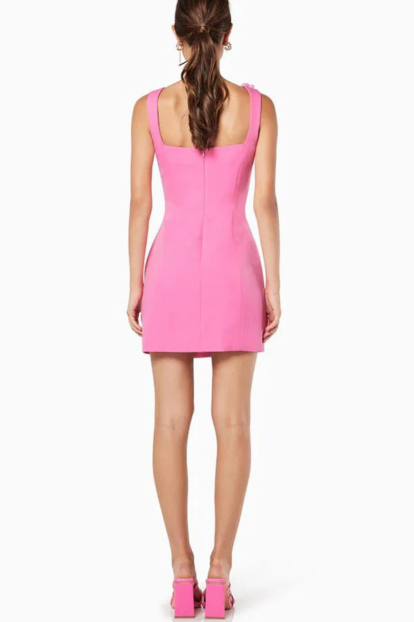 Crush on You – Minikleid mit Rosenapplikation und quadratischem Ausschnitt und breiten Trägern