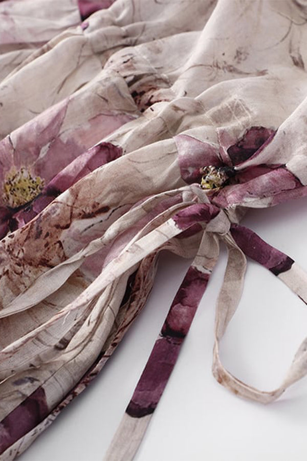 Kleid aus Baumwolle und Leinen mit Blumenmuster und Krawatte