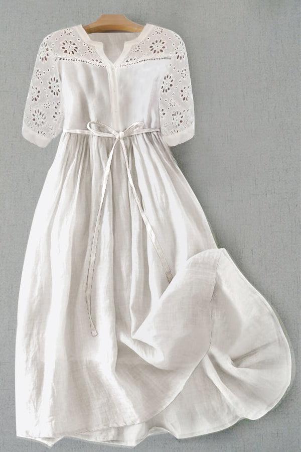 Kleid aus Baumwolle mit Kunstspitze und Hohlnähten