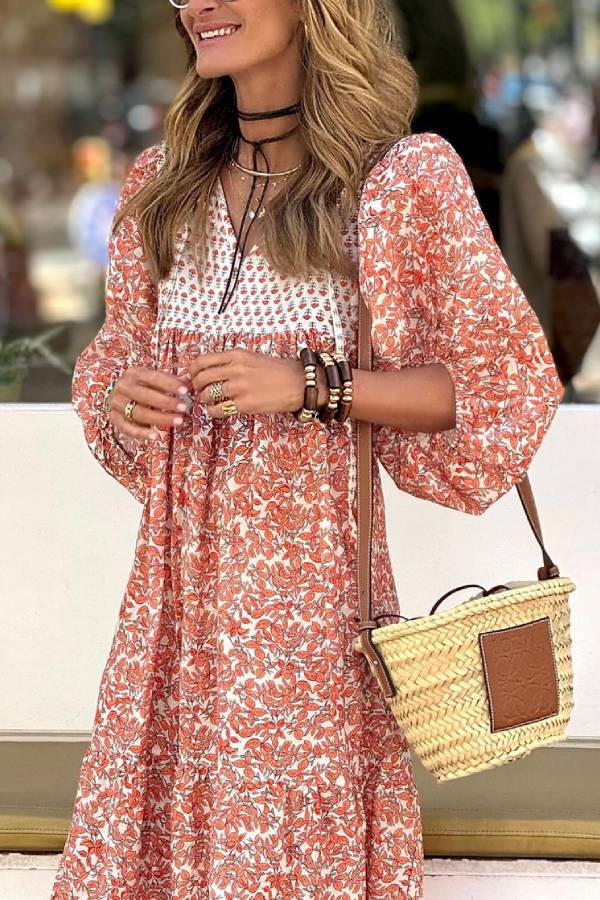 Boheme Lifestyle – Bedrucktes, lockeres Maxikleid mit Puffärmeln