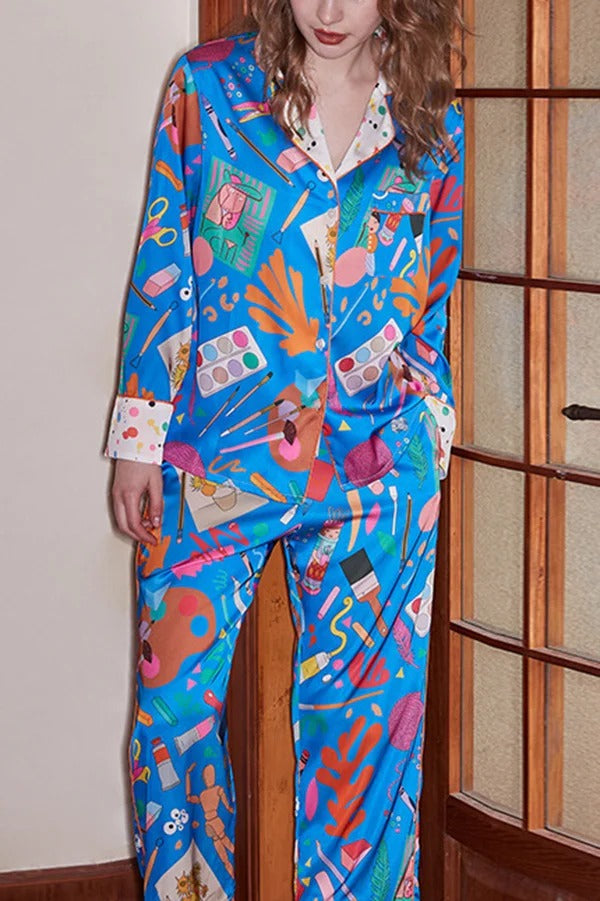 Blaues, langärmliges, zweiteiliges Set mit Briefpapier-Print