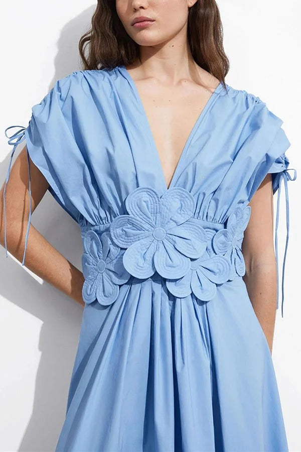 Alma Lockeres Midikleid mit Blumenapplikation, gerüschten weiten Ärmeln und elastischer Taille