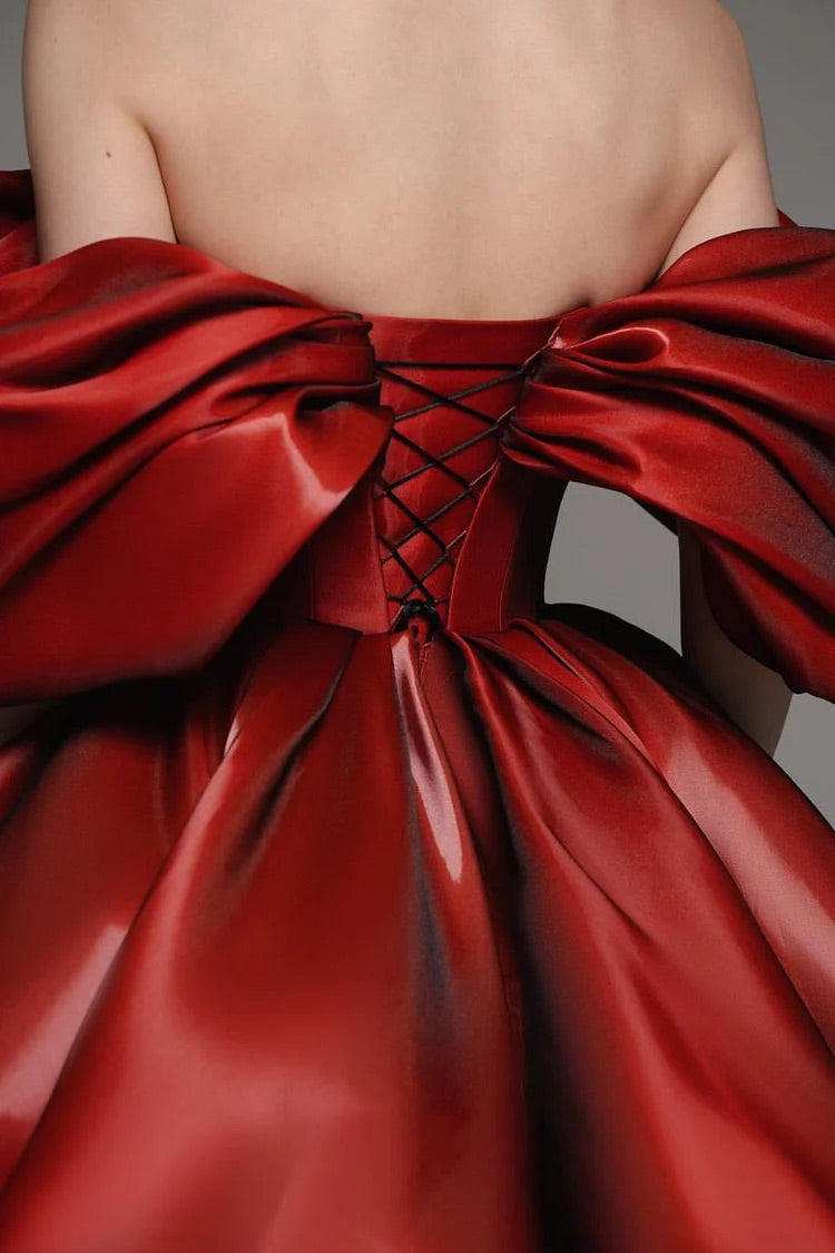 Schulterfreies, plissiertes Swing-Minikleid mit Puffärmeln