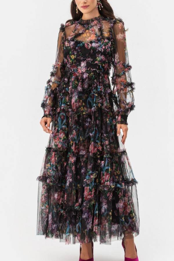 Robe élégante plissée en organza