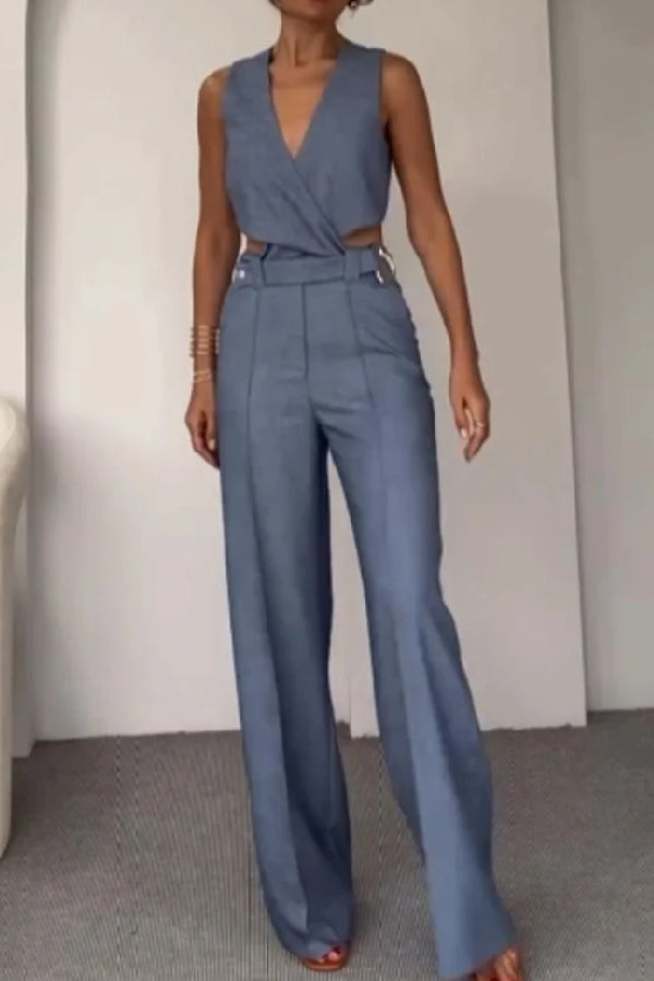 Modisches zweiteiliges Set aus Weste und Hose mit überkreuzten Trägern