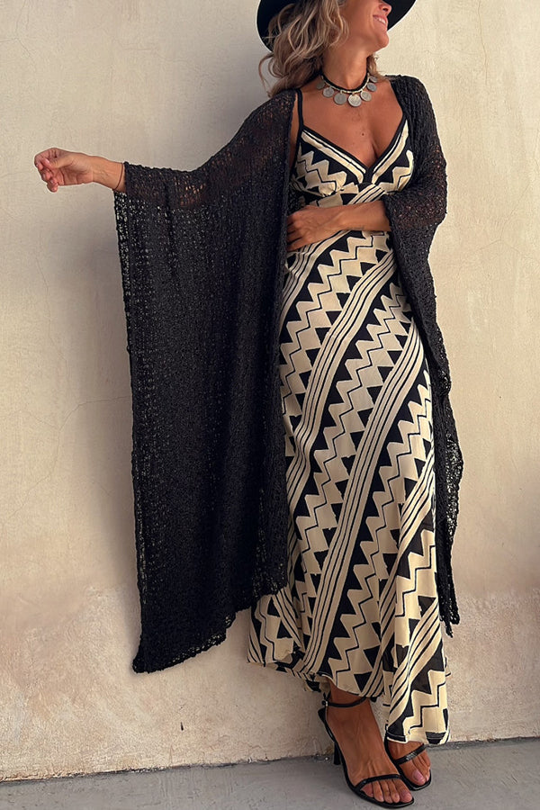 Exklusives Melody Midikleid aus Satin mit Ethno-Print und gesmoktem Rücken