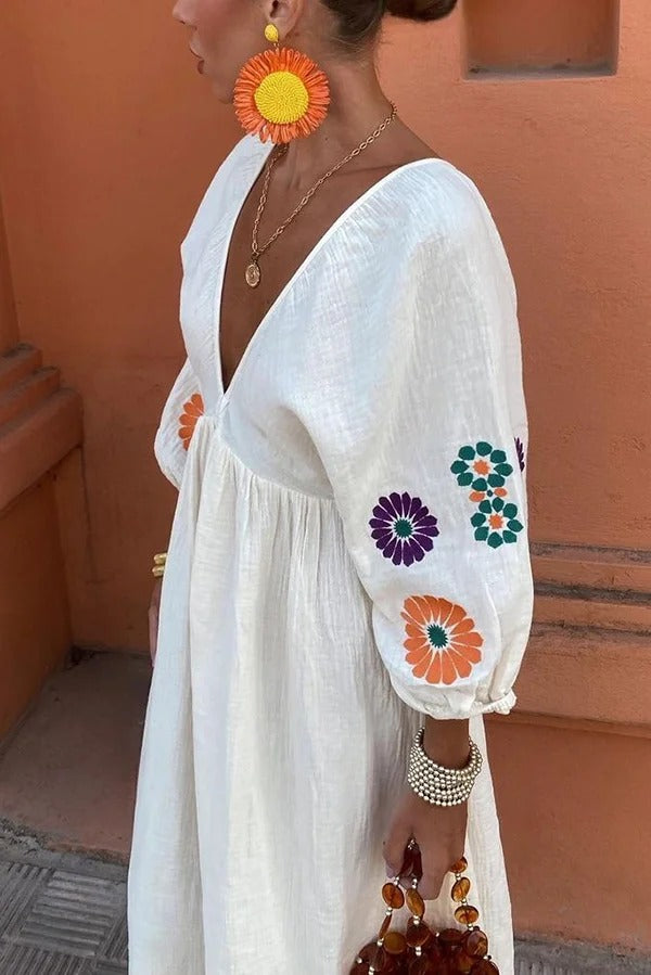 Rückenfreies Maxikleid mit Blumendruck, V-Ausschnitt und Laternenärmeln