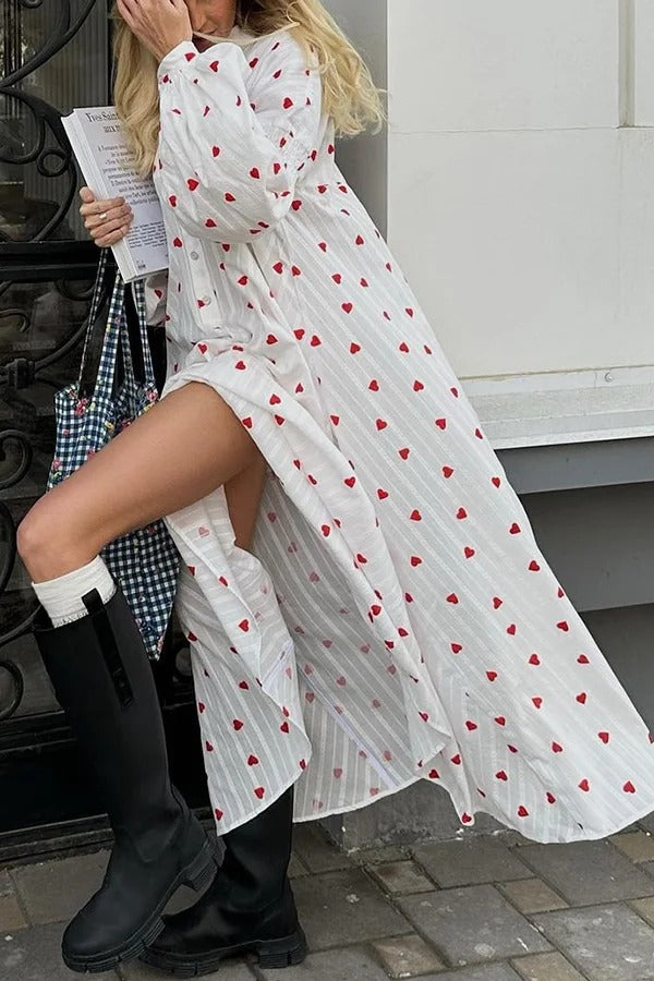 Süßes Maxikleid im lockeren Hemdstil mit Herz-Print und Puffärmeln