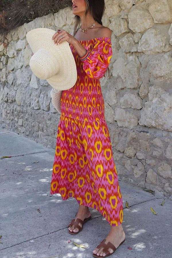 Venita – Einzigartiges, bedrucktes, schulterfreies, gesmoktes Midikleid mit Ballonärmeln