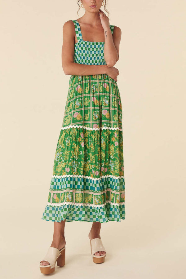 Yolanda Maxikleid mit Zickzack-Besatz und einzigartigem Aufdruck, gesmoktem Rücken und Schnürung