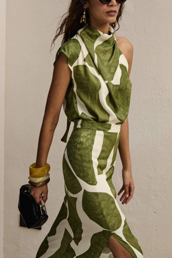 All Eyes on You – Set aus Neckholder-Top zum Binden und hoch sitzendem Maxirock mit Schlitz und einzigartigem Aufdruck