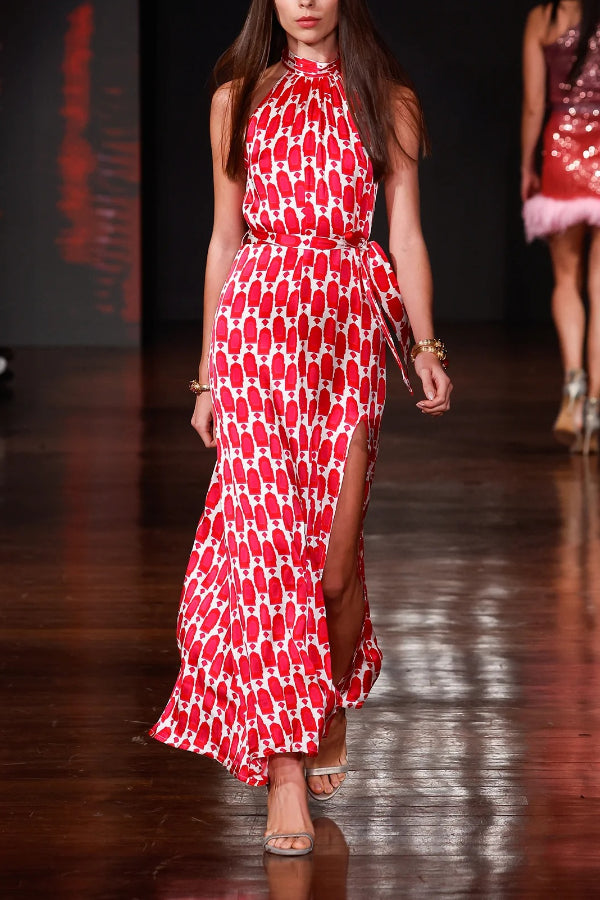 Einzigartiges bedrucktes ärmelloses Neckholder-Maxikleid mit Schlitz und Bindegürtel