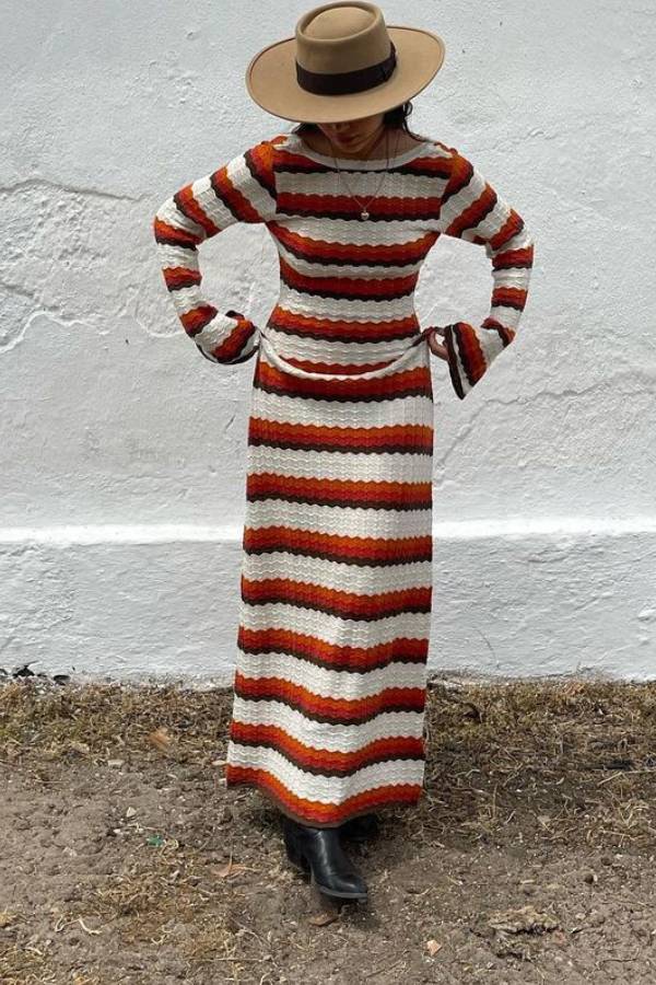 Damen Langarm Rundhalsausschnitt Rückenfrei Gestreift Figurbetontes Pulloverkleid Rippstrick Maxi Lange Kleider