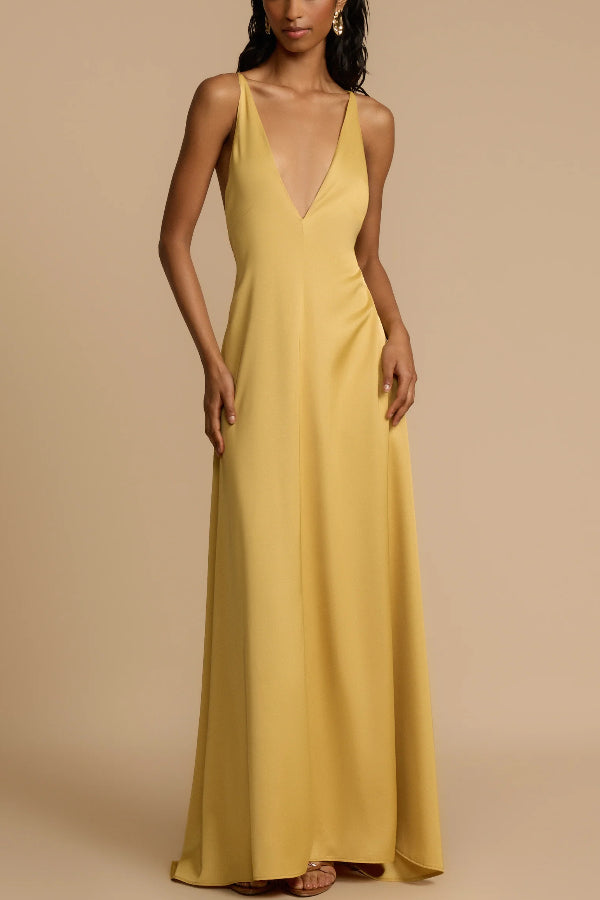 Golden Hour – Rückenfreies Maxikleid mit tiefem V-Ausschnitt und Kunstharzperlen