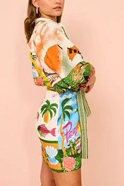 Sommerliche Eleganz – Minikleid aus Leinenmischung mit einzigartigem Druck, Gürtel und Tasche