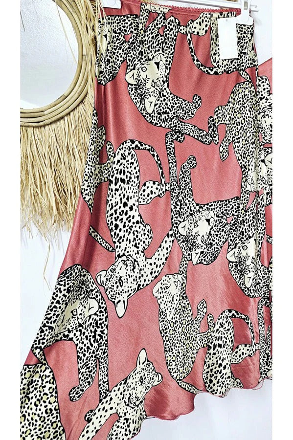 Abbie – Satin-Maxirock mit Tiger-Print und hohem Bund und elastischer Taille