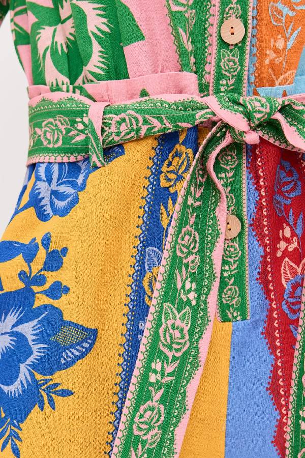 Combinaison en lin mélangé avec ceinture nouée et imprimé foulard en dentelle