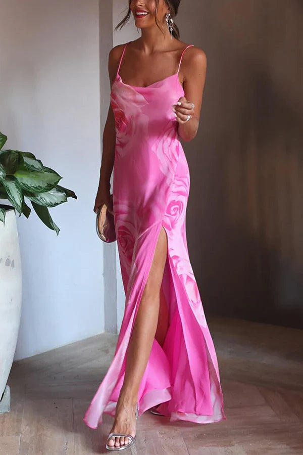 Sie erhalten das Bild – Fließendes Maxikleid mit Blumenmuster, Wasserfallausschnitt und Schlitz