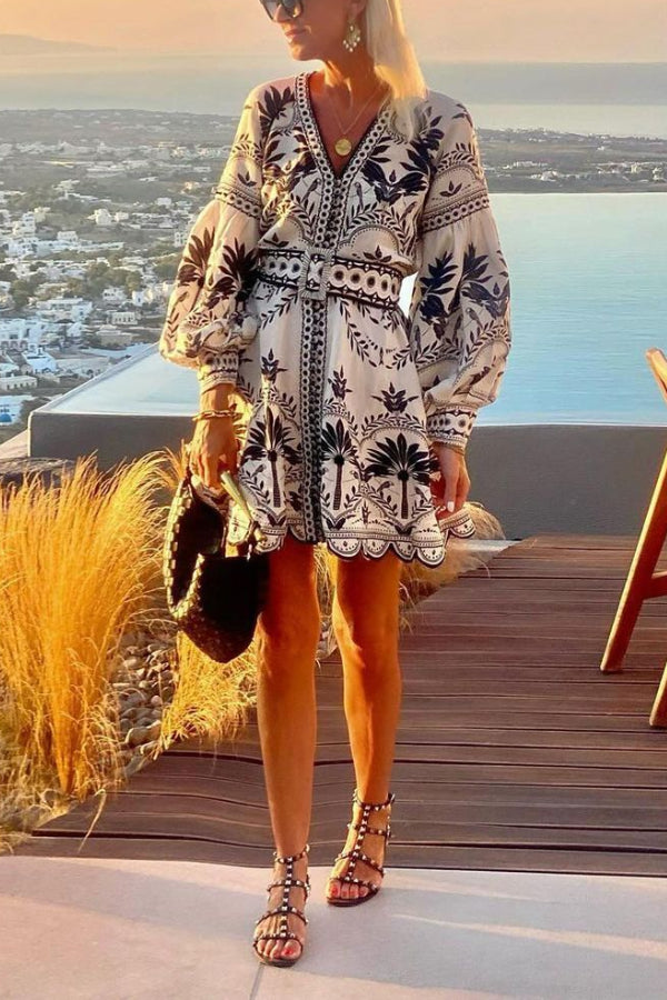 Naiara Minikleid mit Palmendruck, Ballonärmeln, gewelltem Besatz, Gürteltasche