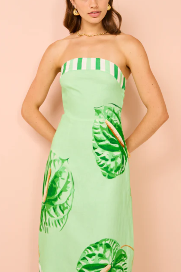 Trägerloser, bedruckter, figurbetonter Midirock