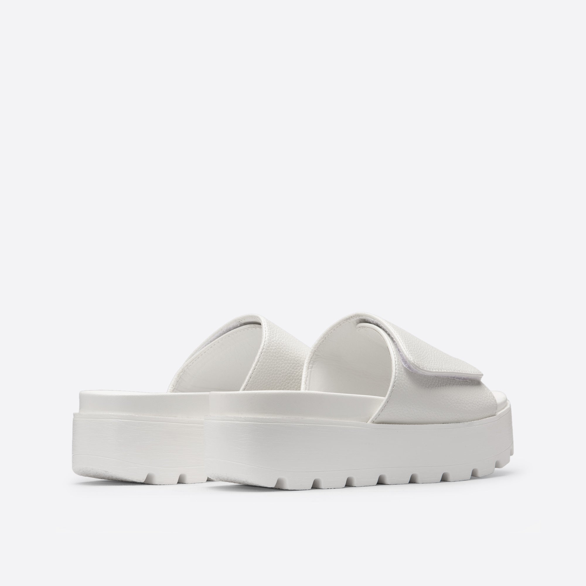 Lässige Plateau-Sandalen mit Klettverschluss