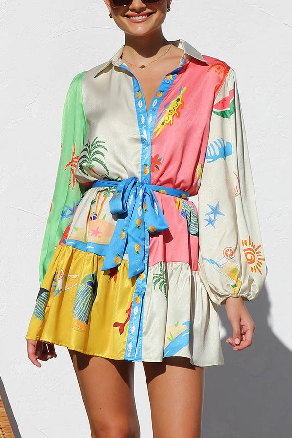 Sommerliches, einzigartiges, bedrucktes Minikleid mit Hemdkragen und Laternenärmeln und Taillenschnürung