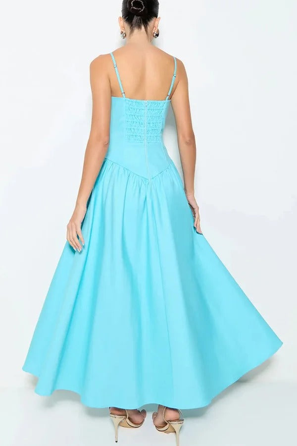 Sofie Midikleid mit gesmoktem Rücken, Taschen und hoher Taille