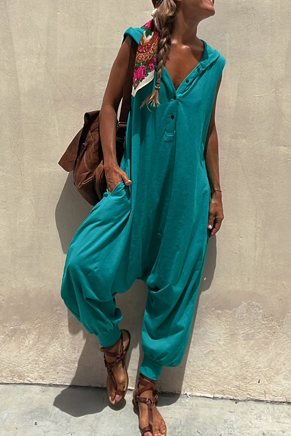 Let's Chill – Lockerer Jumpsuit mit Taschen und halbhoher Knopfleiste und Kapuze