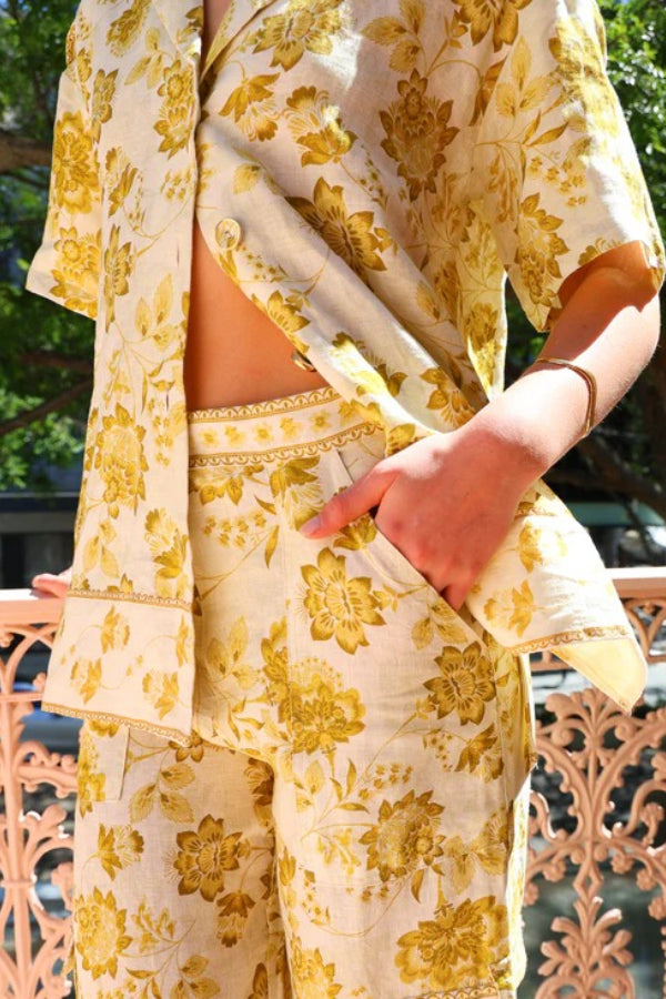 Sunny Set mit übergroßem Hemd mit Blumenmuster und Revers und Hosentasche