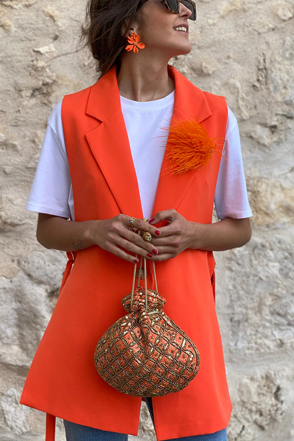 Confessions de mode : gilet blazer décontracté à revers et bretelles latérales