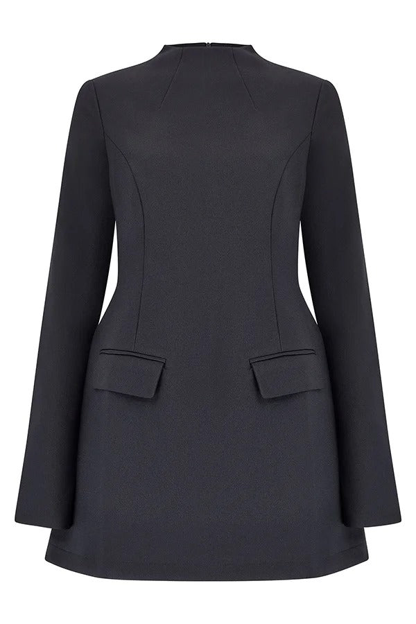 Ultimate Muse – Hochgeschlossenes Minikleid mit langen Schlitzärmeln und Pattentasche