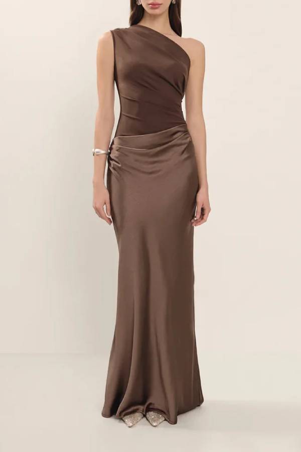 Robe de soirée sexy à épaules obliques