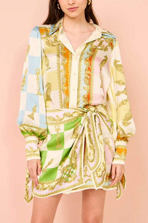 Robe portefeuille courte en satin à imprimé unique et à nouer Vacay Mode