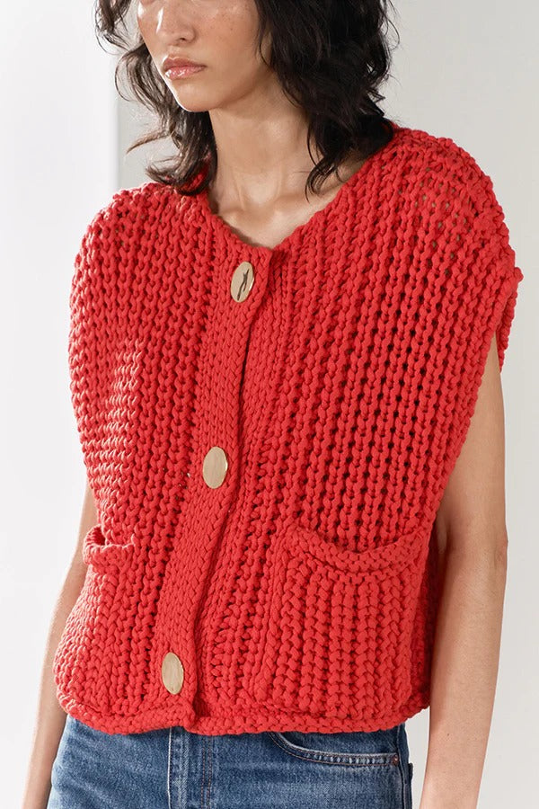 Einfarbige ärmellose Strickweste mit Tasche