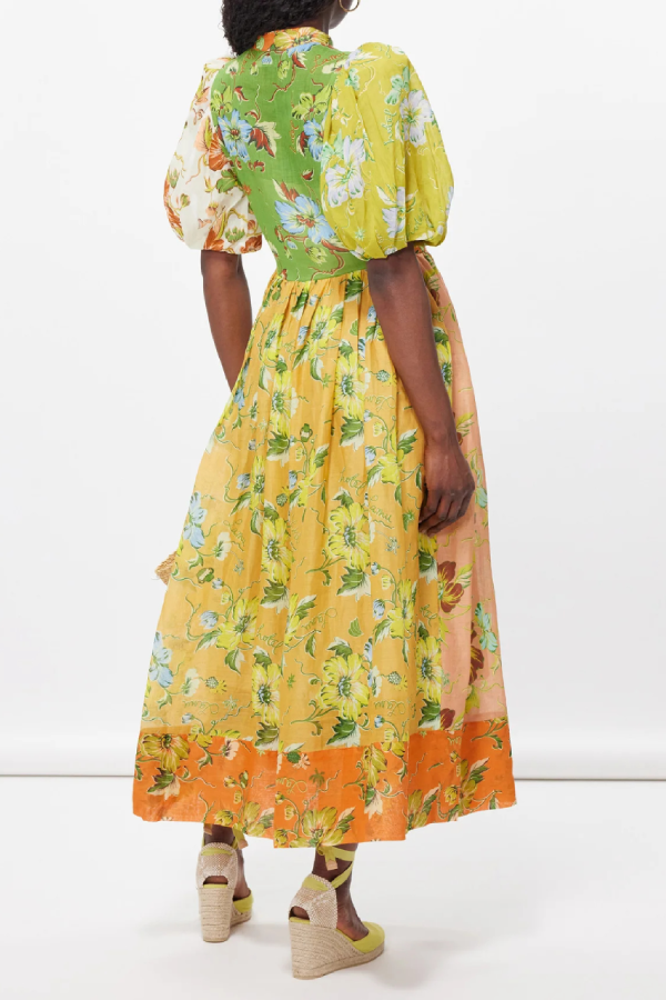 Midikleid aus Baumwolle und Leinen mit Blumendruck und Puffärmeln