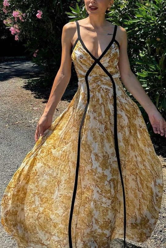 Violettes kontrastierendes, einzigartiges Print-Maxikleid mit plissiertem Rücken und Riemchen