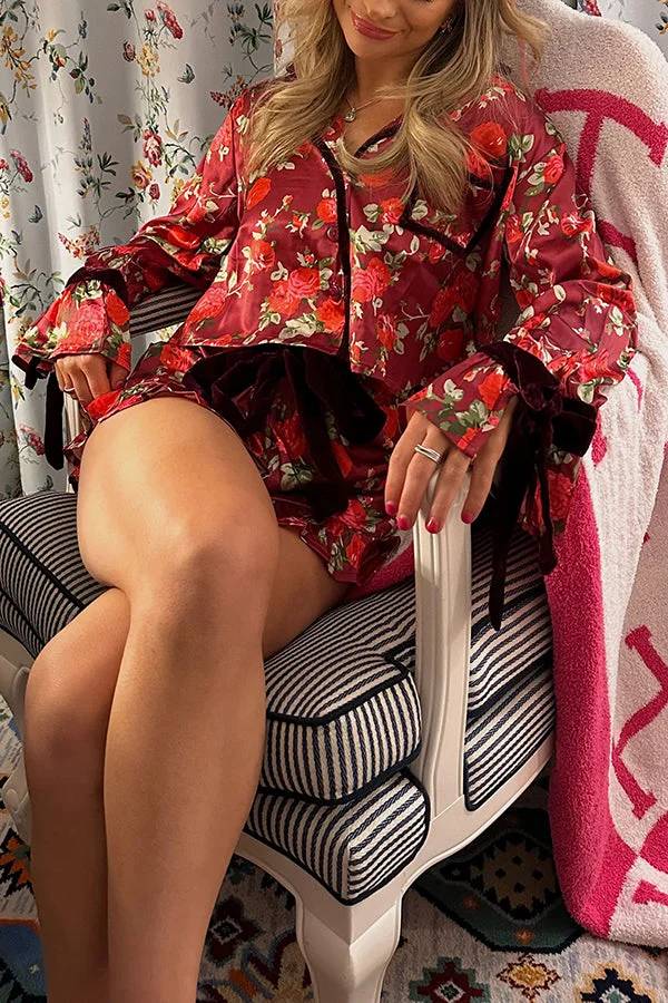 Weekend Retreat Pyjama-Shorts-Set aus Satin mit Samtschleifen und elastischer Taille und Tasche