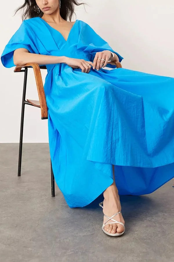 Antibes – Plissiertes Midikleid aus Leinenmischung im Princess-Stil mit weiten Puffärmeln