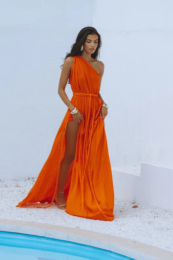 Robe longue drapée en lin mélangé Avani à une épaule et fente