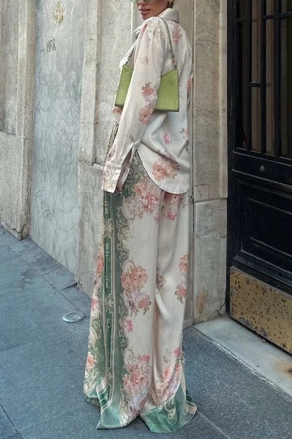 Antibes Satin Court Einzigartiges Set mit bedrucktem, langärmligem, lockerem Hemd und Hose mit elastischer Taille